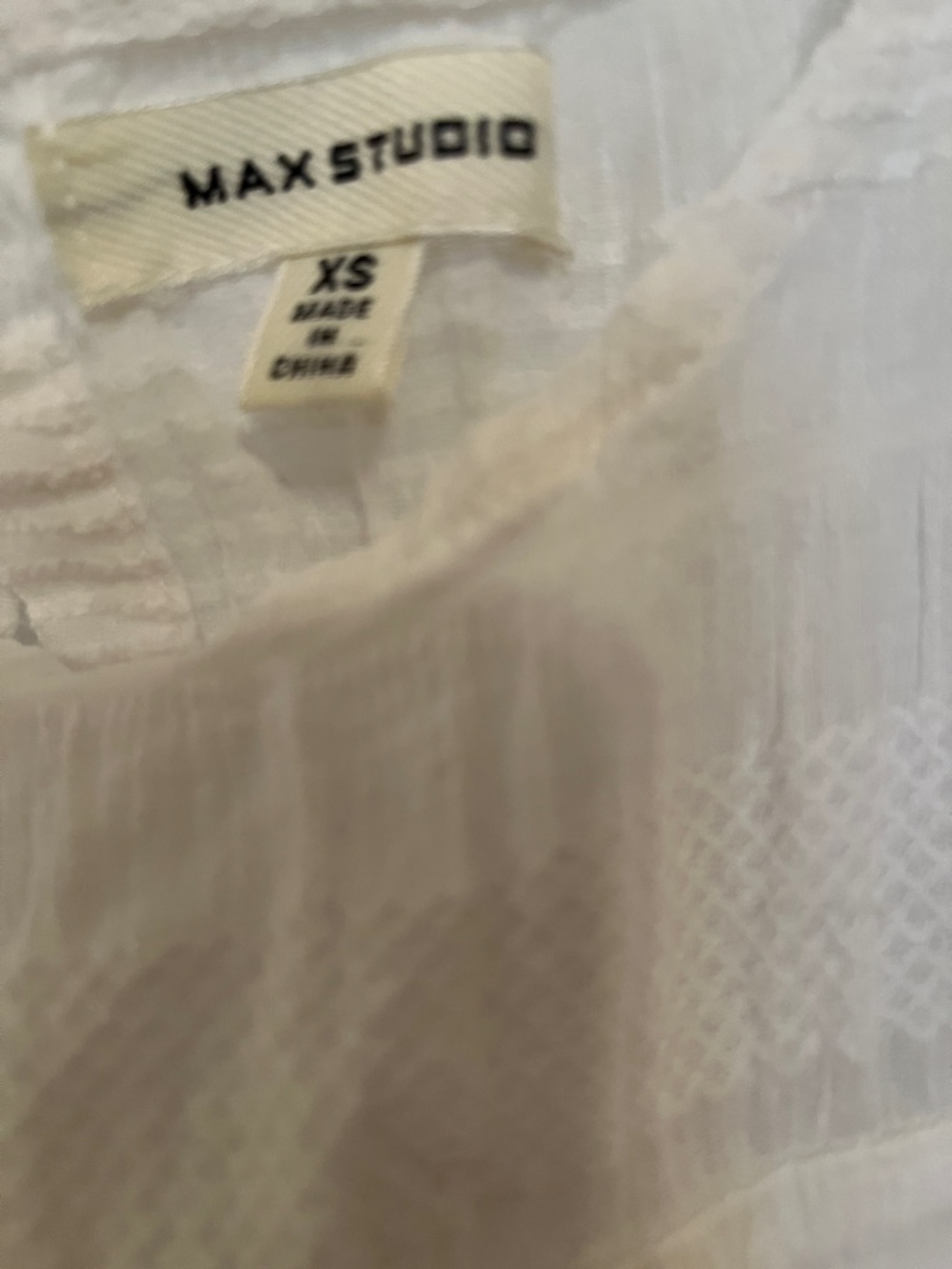 Max Studio White Sleeveless Textured Maxi Dress - Picture 2 of 4